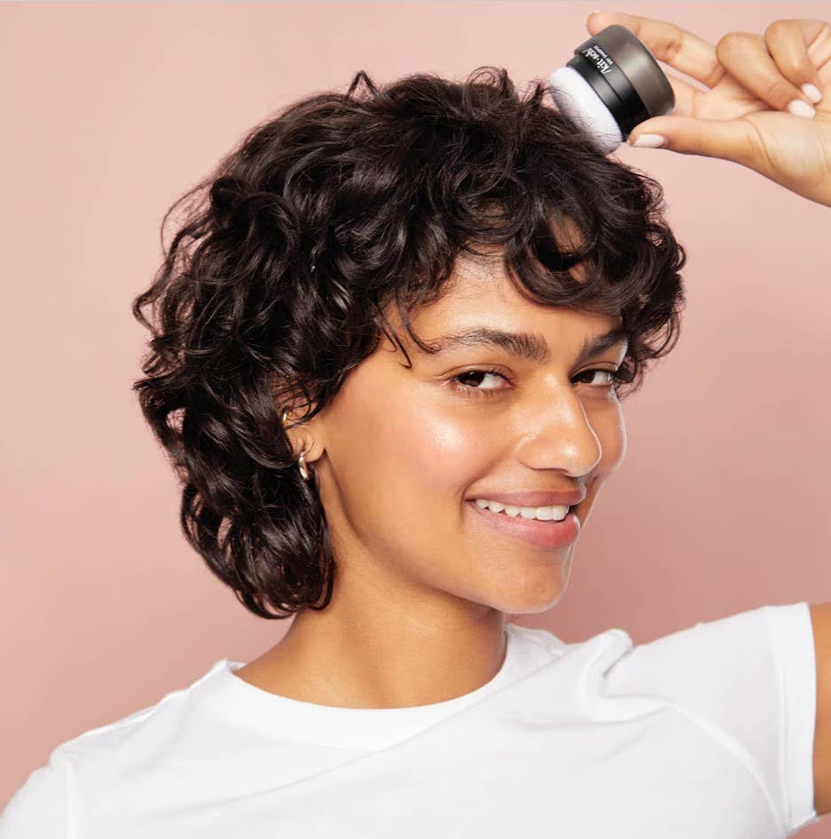 Volumizing Rice Protein Dry Shampoo - Dark Tinted Powder - Naturelle Beauty