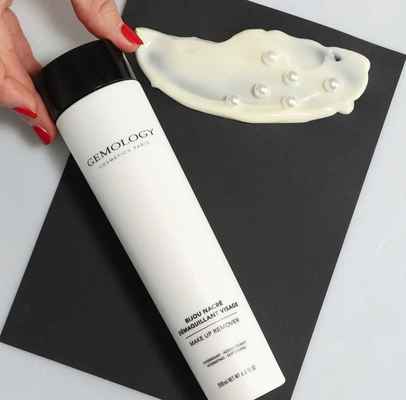 Bijou Nacre Make Up Remover