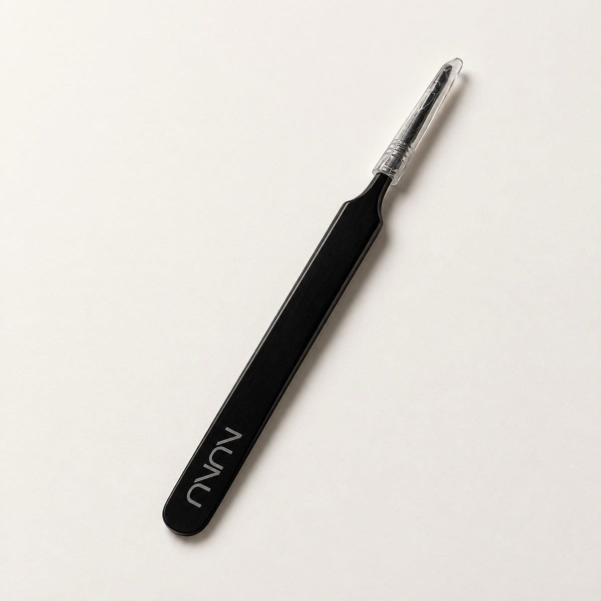 NUNU Design Tweezer Slim