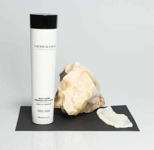Bijou Nacre Make Up Remover