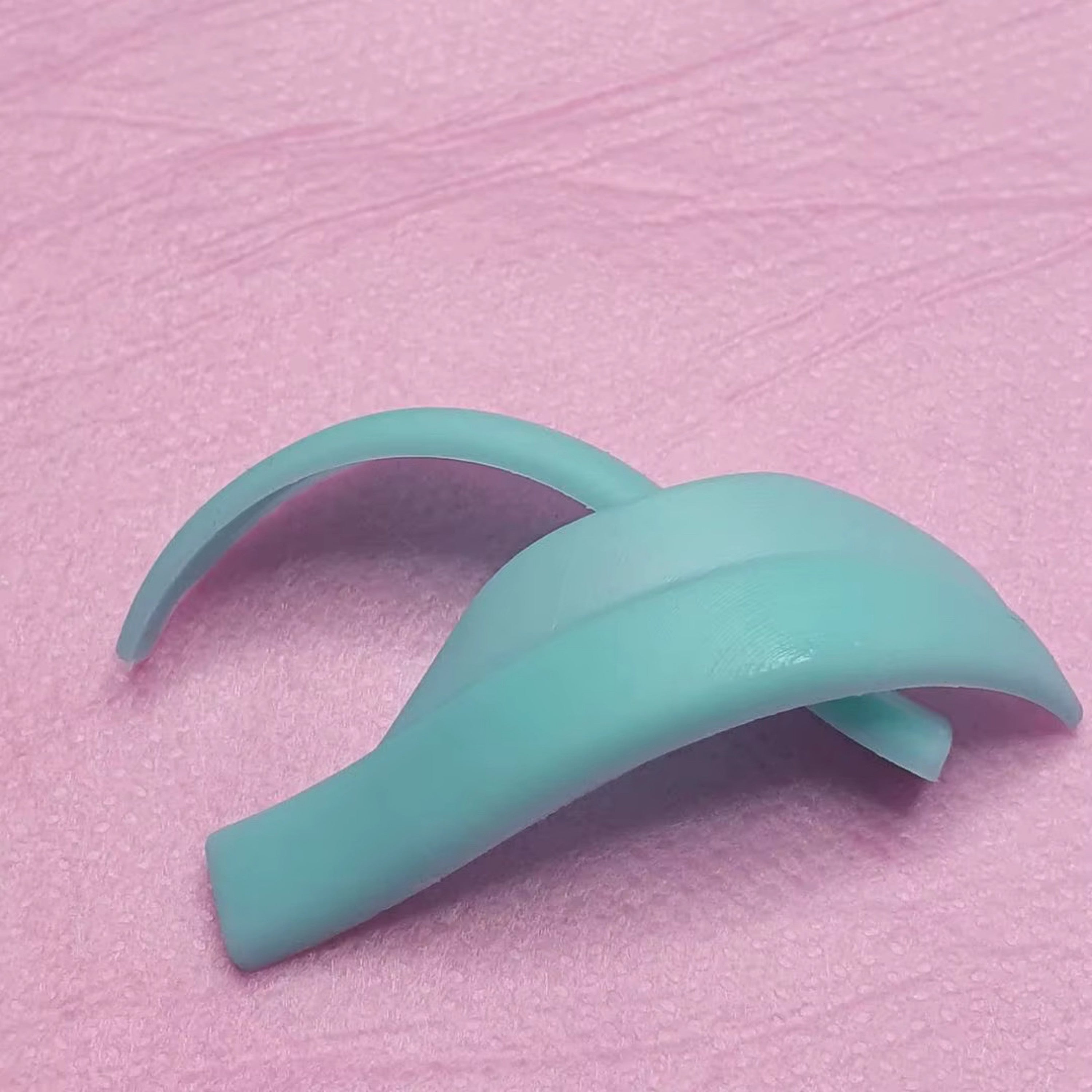 Luxe Curve Hybrid Shields