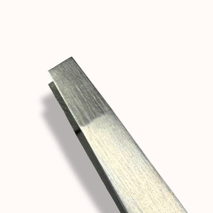 Flat brynpinsett